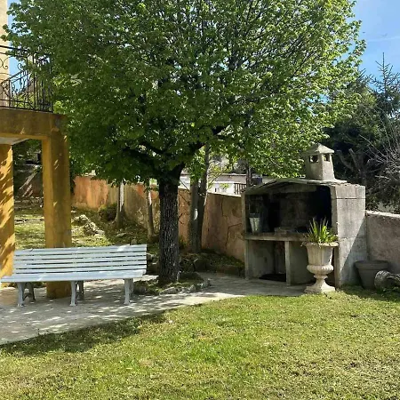 Vakantiehuis Maison De Caractere Avec Cheminee Au Centre De De Lans - Fr-1-515-4 Villard-de-Lans